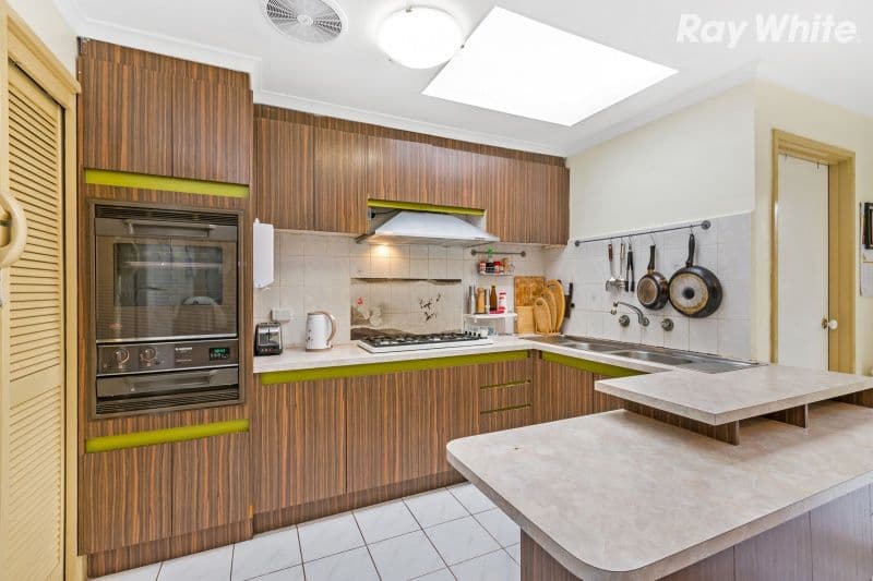 24 Flower Street, Ferntree Gully VIC 3156, Ferntree Gully - Thumbnail 2