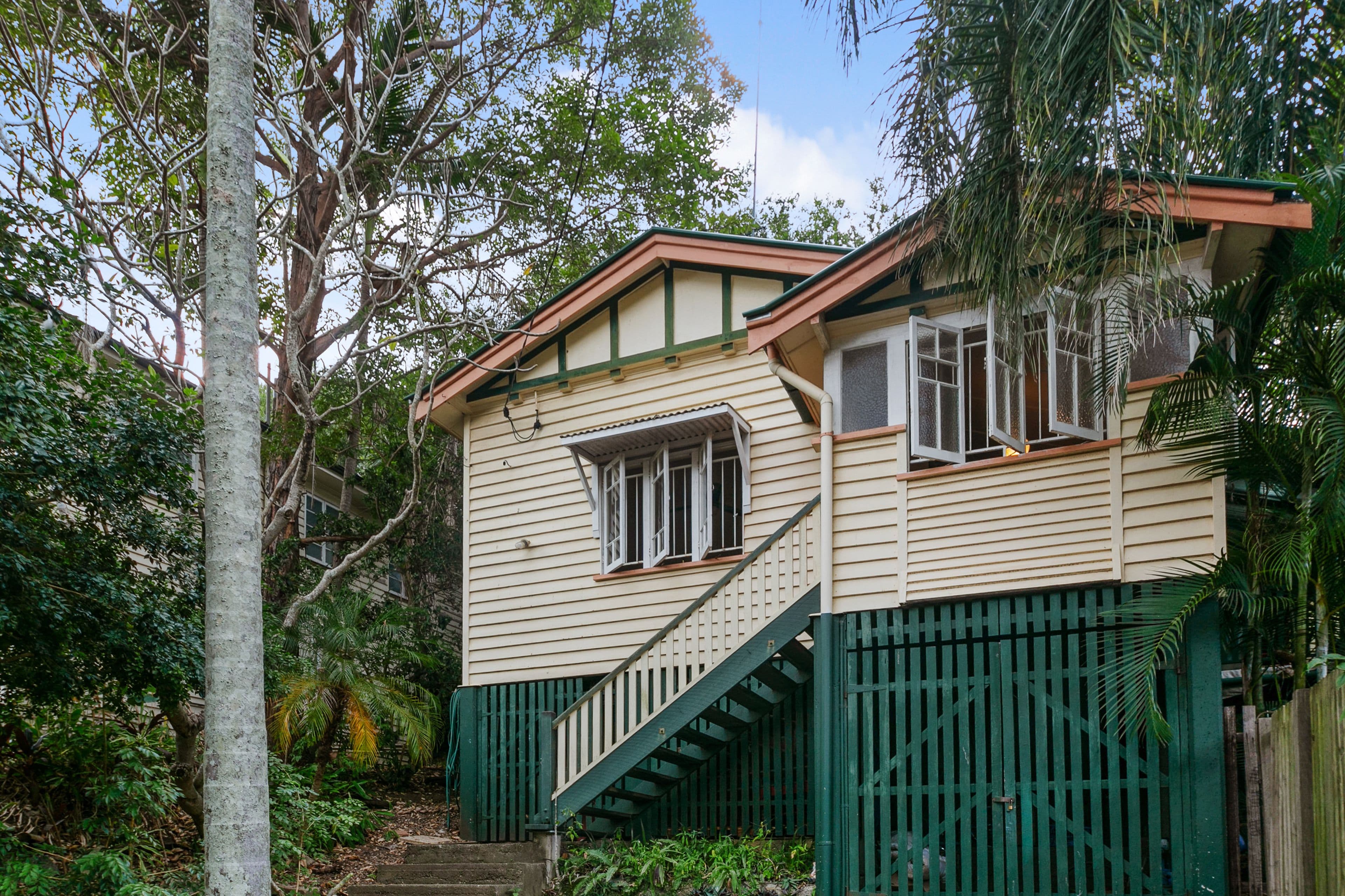 18 Dudley Street, Highgate Hill QLD 4101, Highgate Hill - Image 1