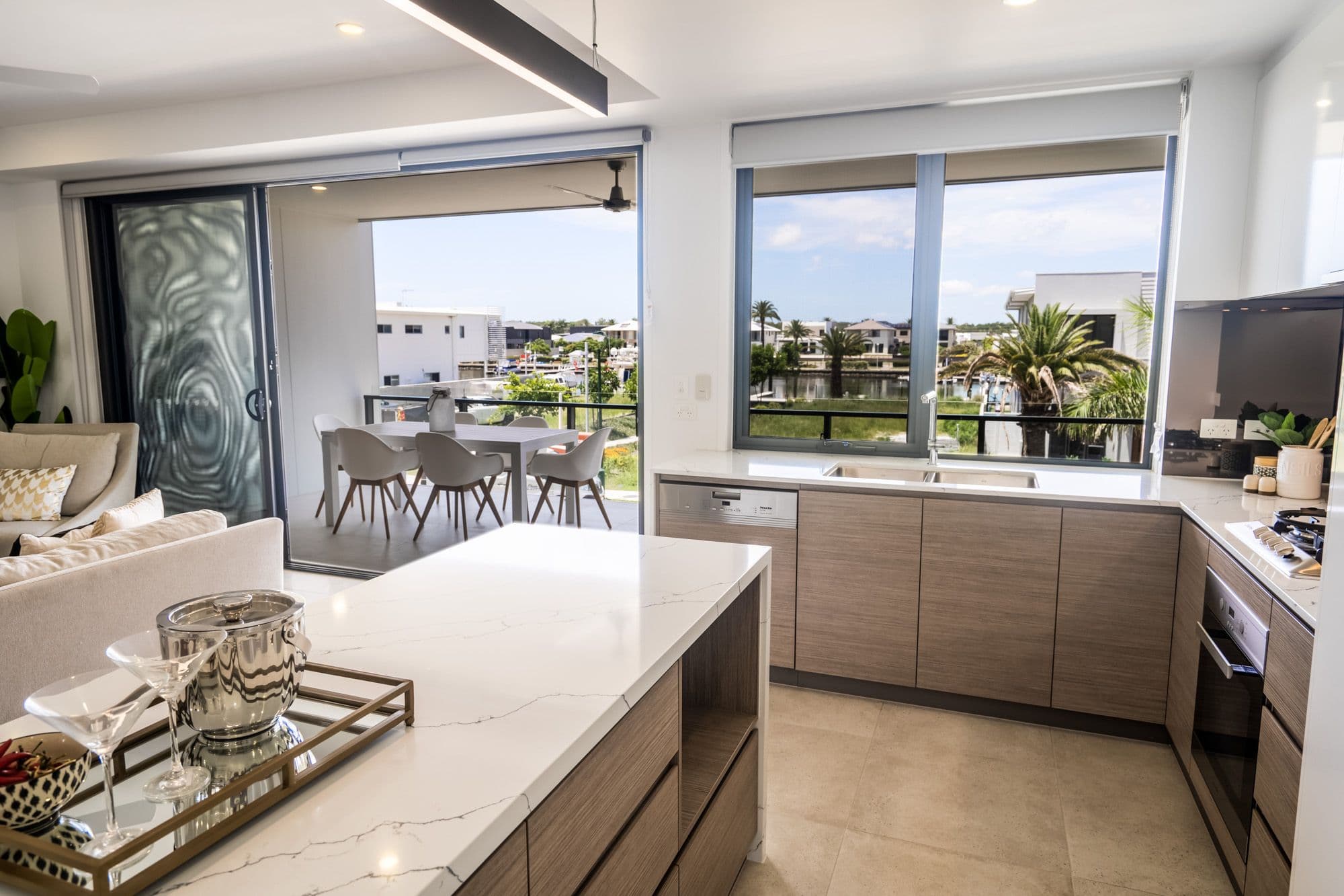 42 Park Cove Boulevard, Hope Island QLD 4212, Hope Island - Thumbnail 2