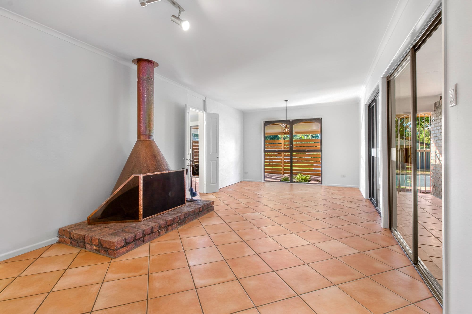 1 Amadeus Place, Aspley QLD 4034, Aspley - Thumbnail 6