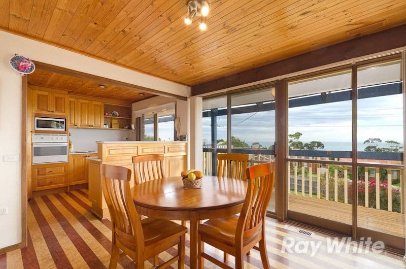 10 Jackson Street, Mount Martha VIC 3934, Mount Martha - Thumbnail 5