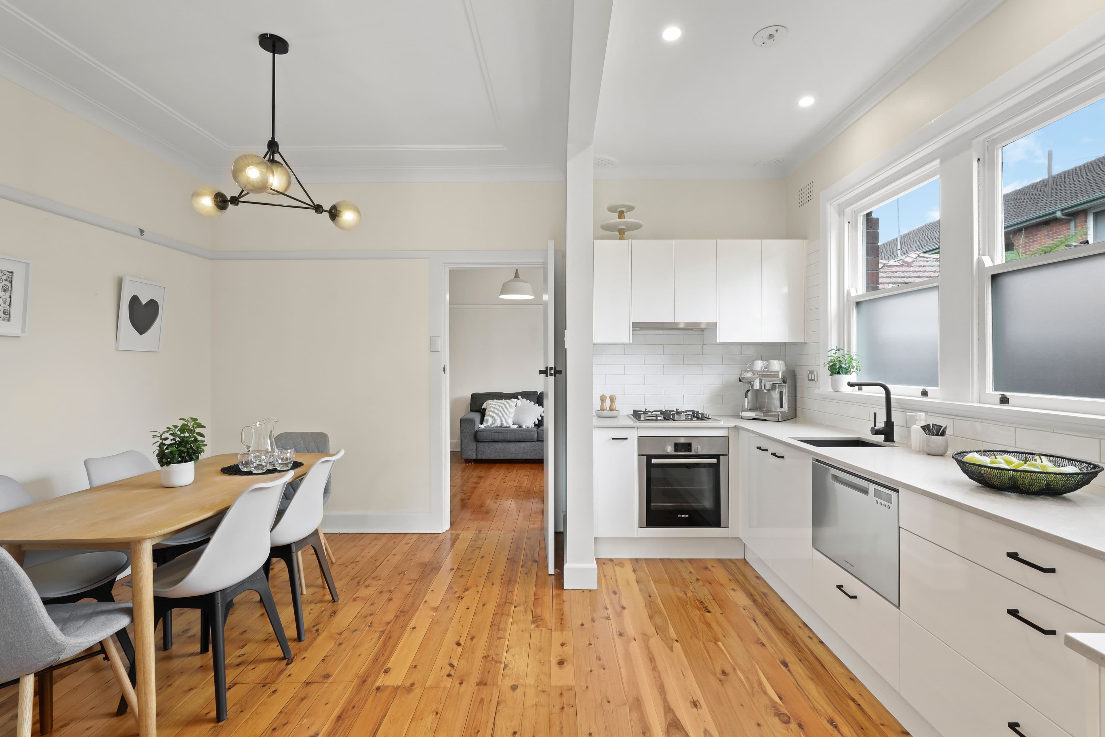 4/2 Jepson Street, Yarraville - Image 1