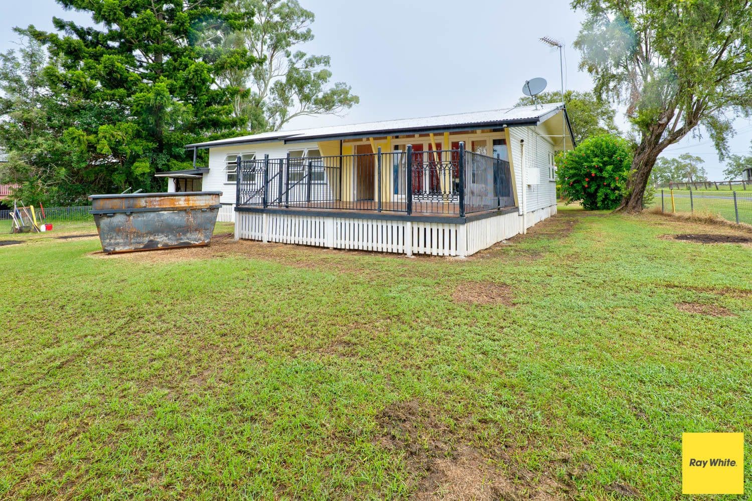 20 Bellambi Street, Toogoolawah QLD 4313, Toogoolawah - Thumbnail 2