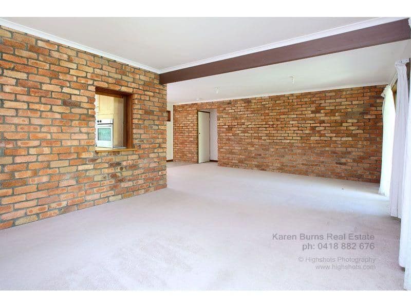 8 Goolman Street, CHAPEL HILL QLD 4069, Chapel Hill - Thumbnail 2