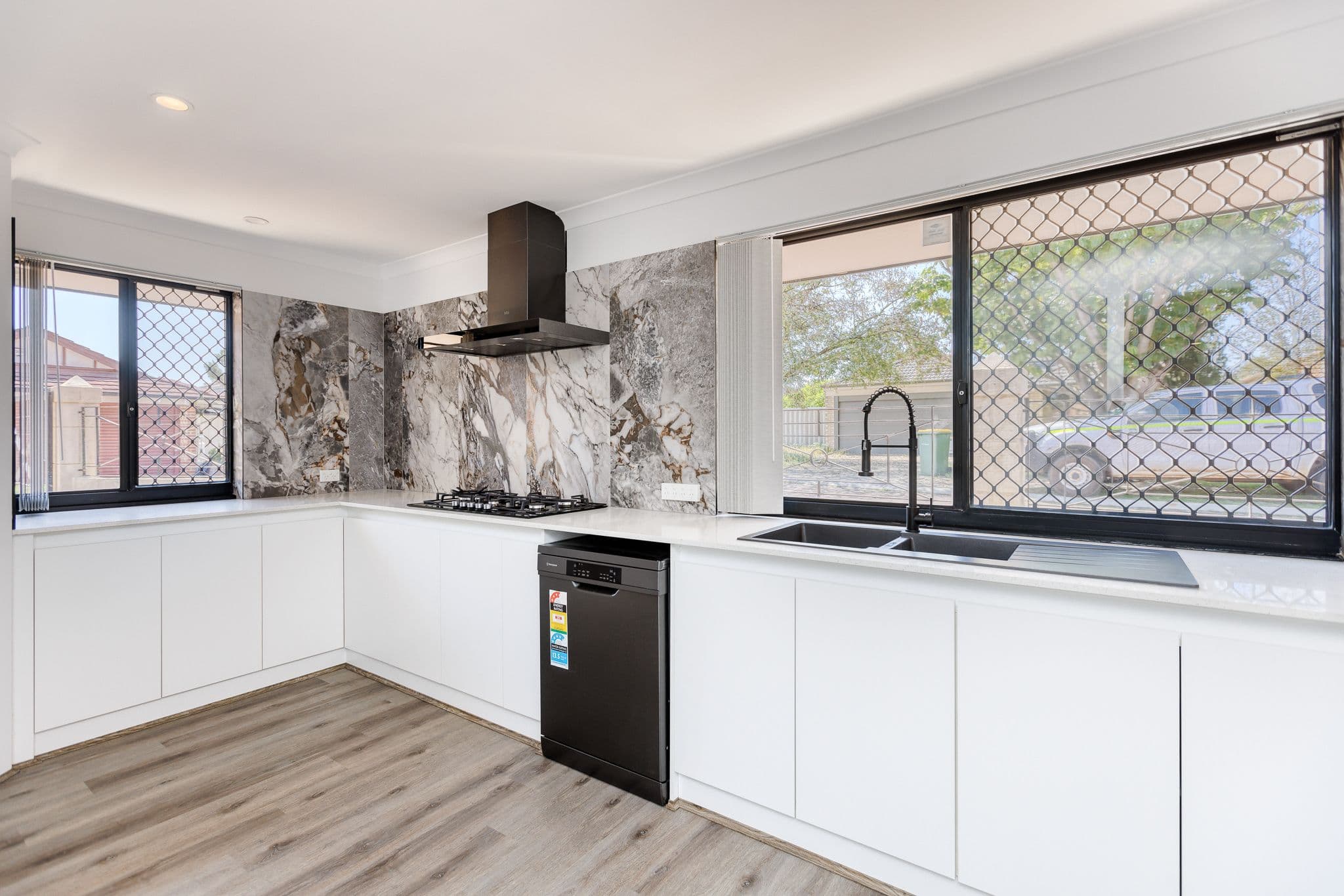 2-4 Agnew Cove, Bentley WA 6102, Bentley - Thumbnail 3