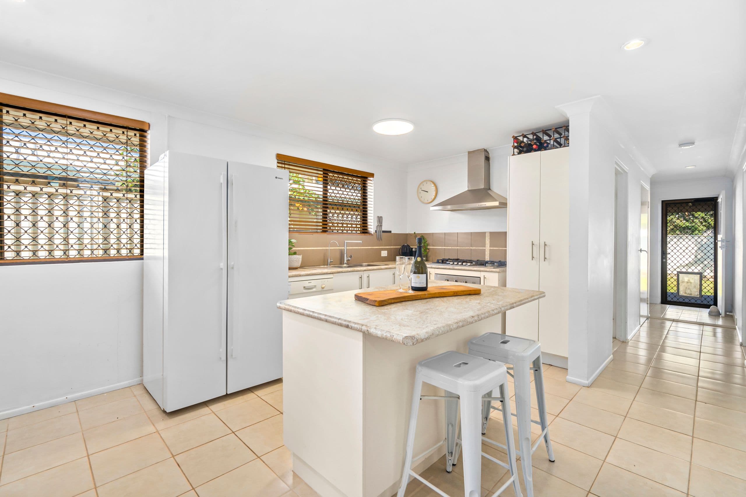 24 Tugun Street, Tugun QLD 4224, Tugun - Thumbnail 5