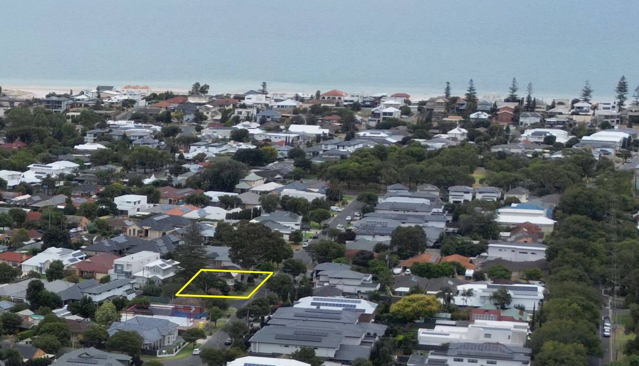 20 Hobart Road, Henley Beach South SA 5022, Henley Beach South - Thumbnail 2