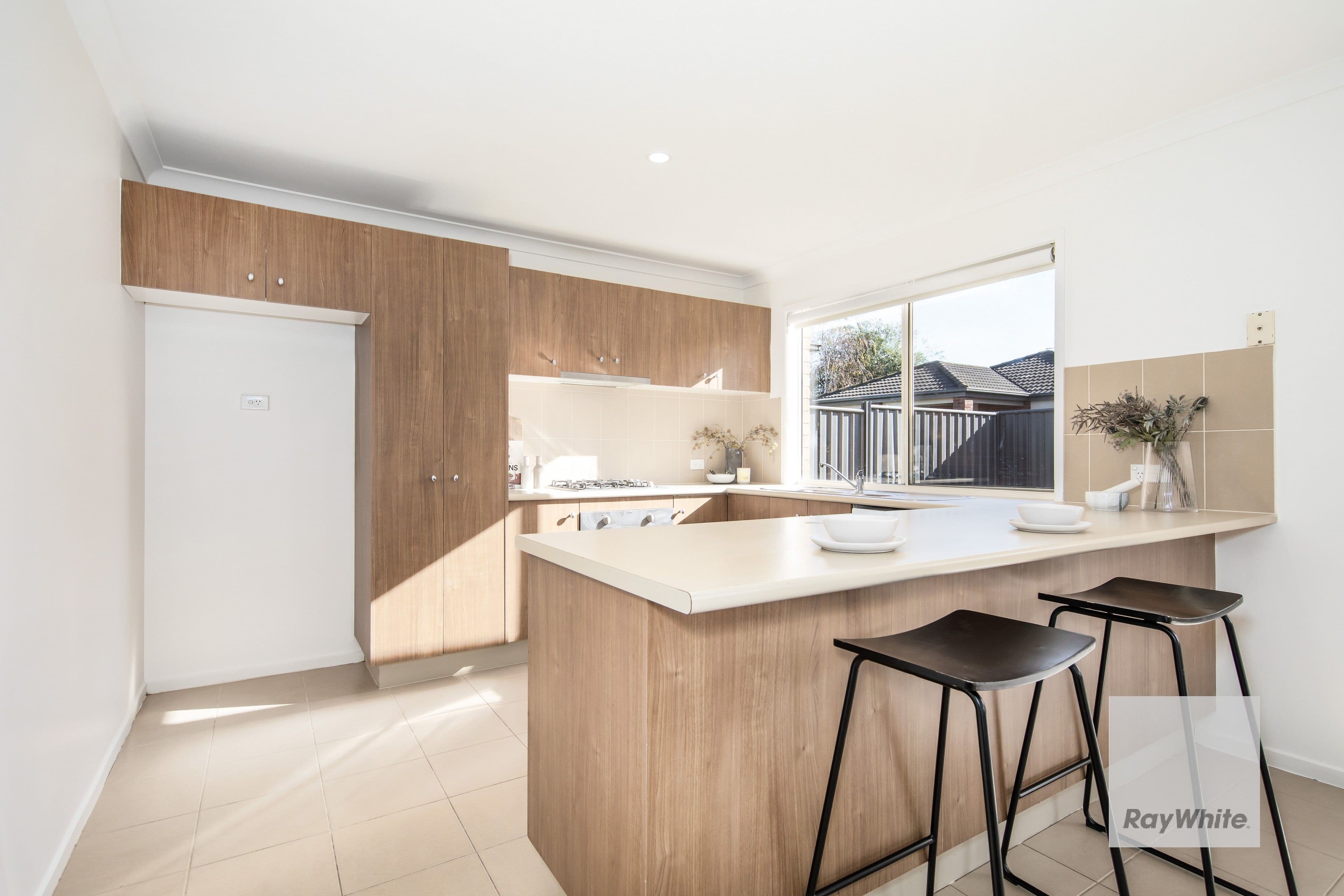65 Duncombe Park Way, Deer Park VIC 3023, Deer Park - Thumbnail 3