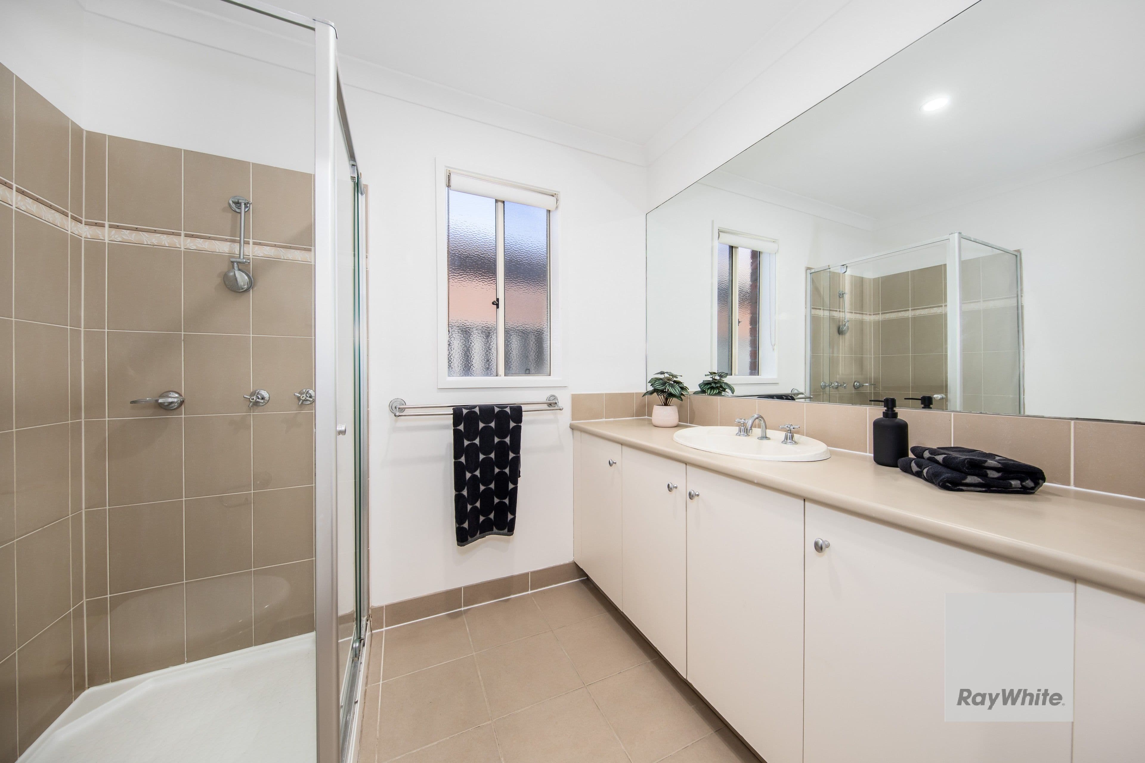 65 Duncombe Park Way, Deer Park VIC 3023, Deer Park - Thumbnail 8