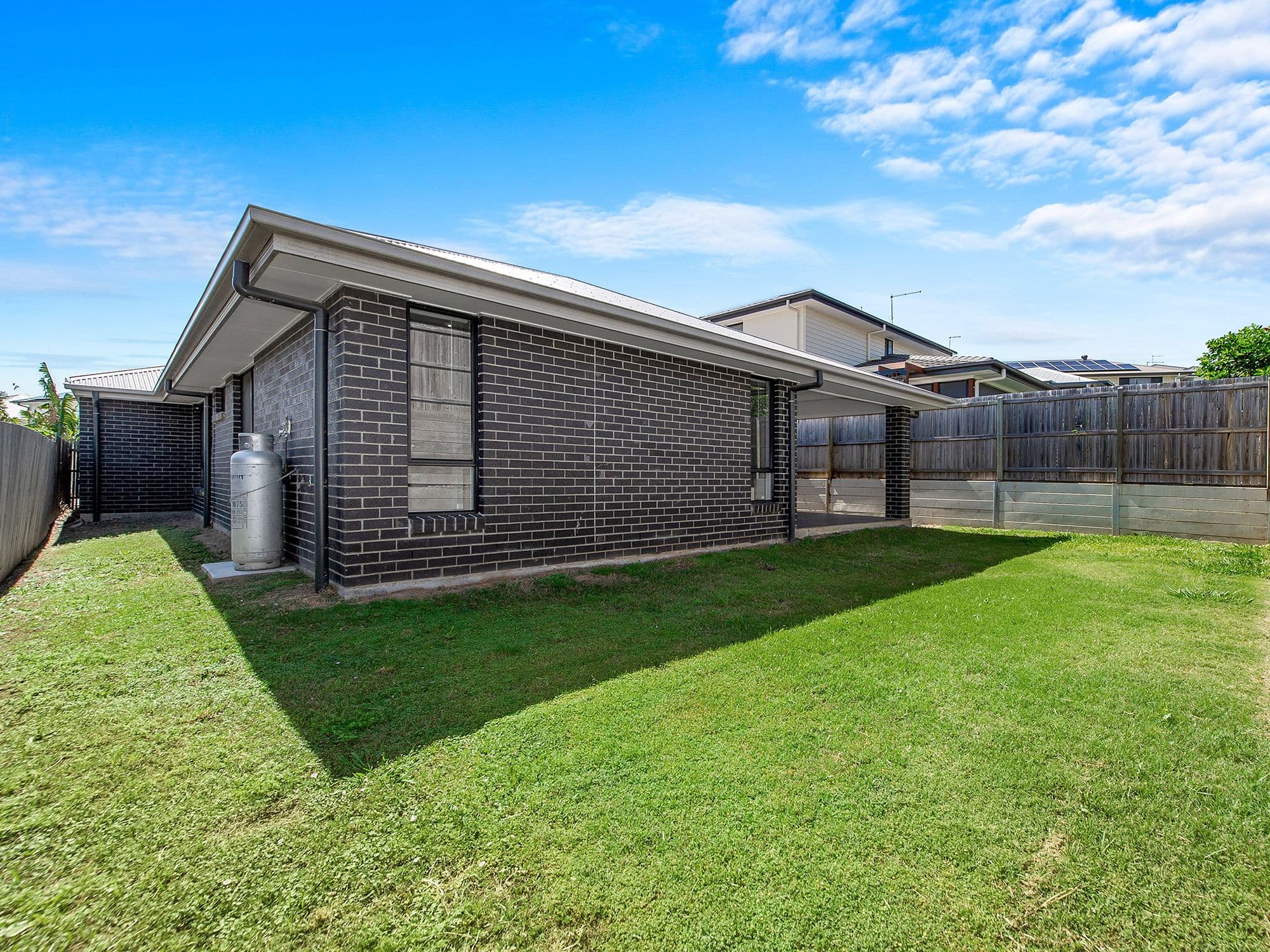46 April Crescent, Bridgeman Downs QLD 4035, Bridgeman Downs - Thumbnail 4