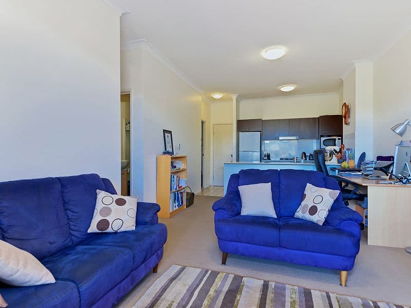41 Playfield Street, CHERMSIDE QLD 4032, Chermside - Thumbnail 5