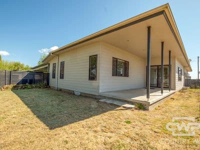 114 Oban Street, Guyra, Guyra - Image 1