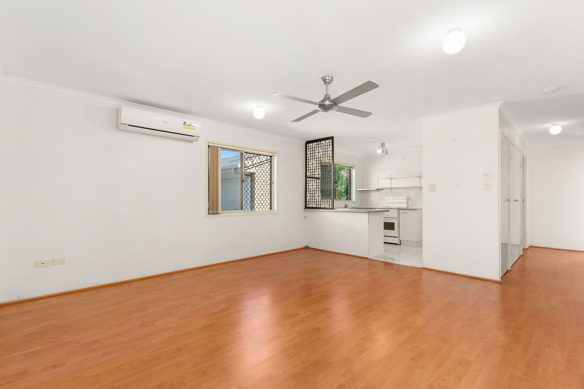 82 Ashmole Road, Redcliffe QLD 4020, Redcliffe - Thumbnail 5