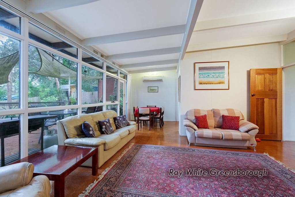 7 Pembroke Street, GREENSBOROUGH VIC 3088, Greensborough - Thumbnail 3