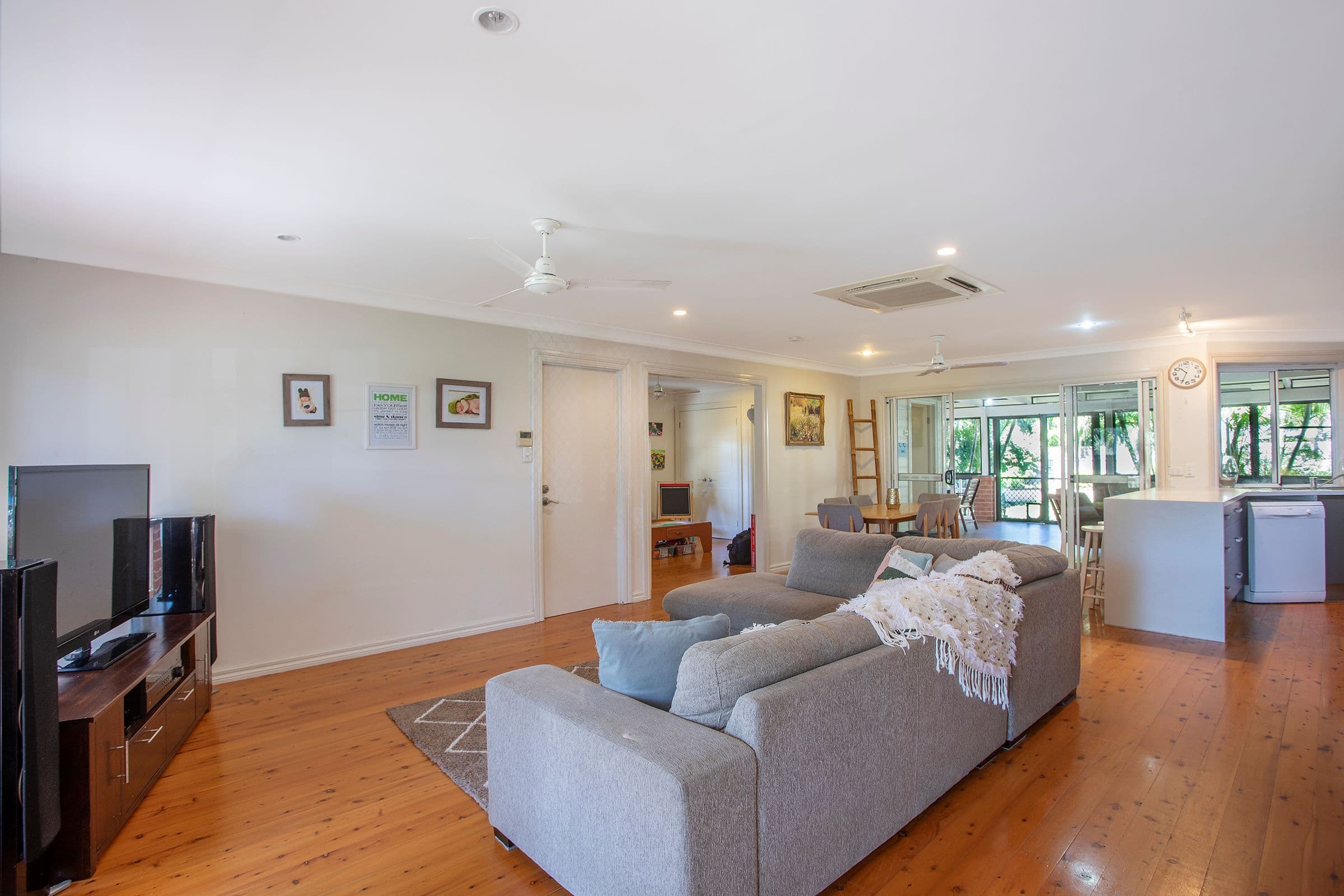 30 Elizabeth Drive, Bucasia QLD 4750, Bucasia - Thumbnail 5
