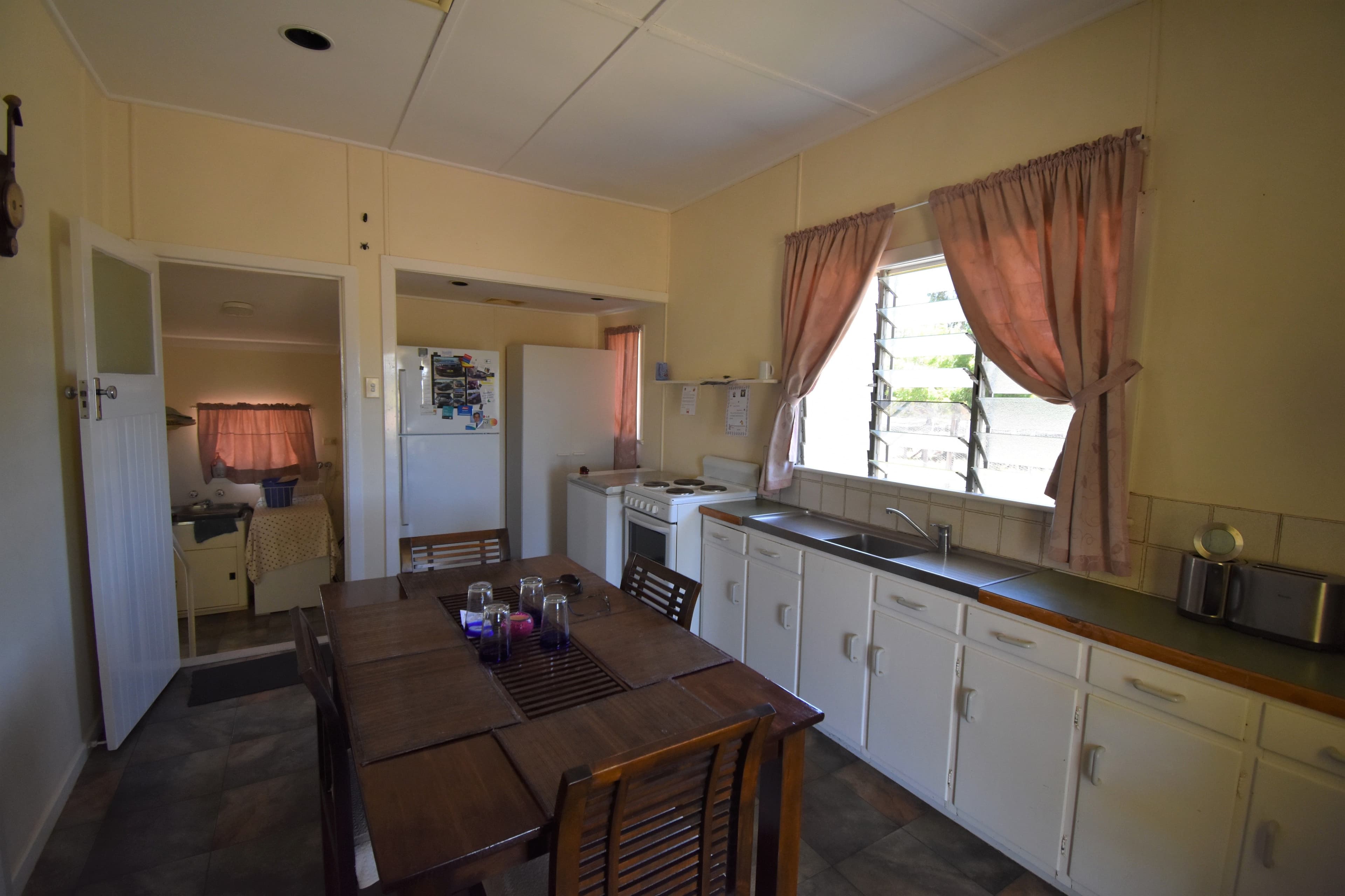 56 Pine Street, Barcaldine QLD 4725, Barcaldine - Thumbnail 3
