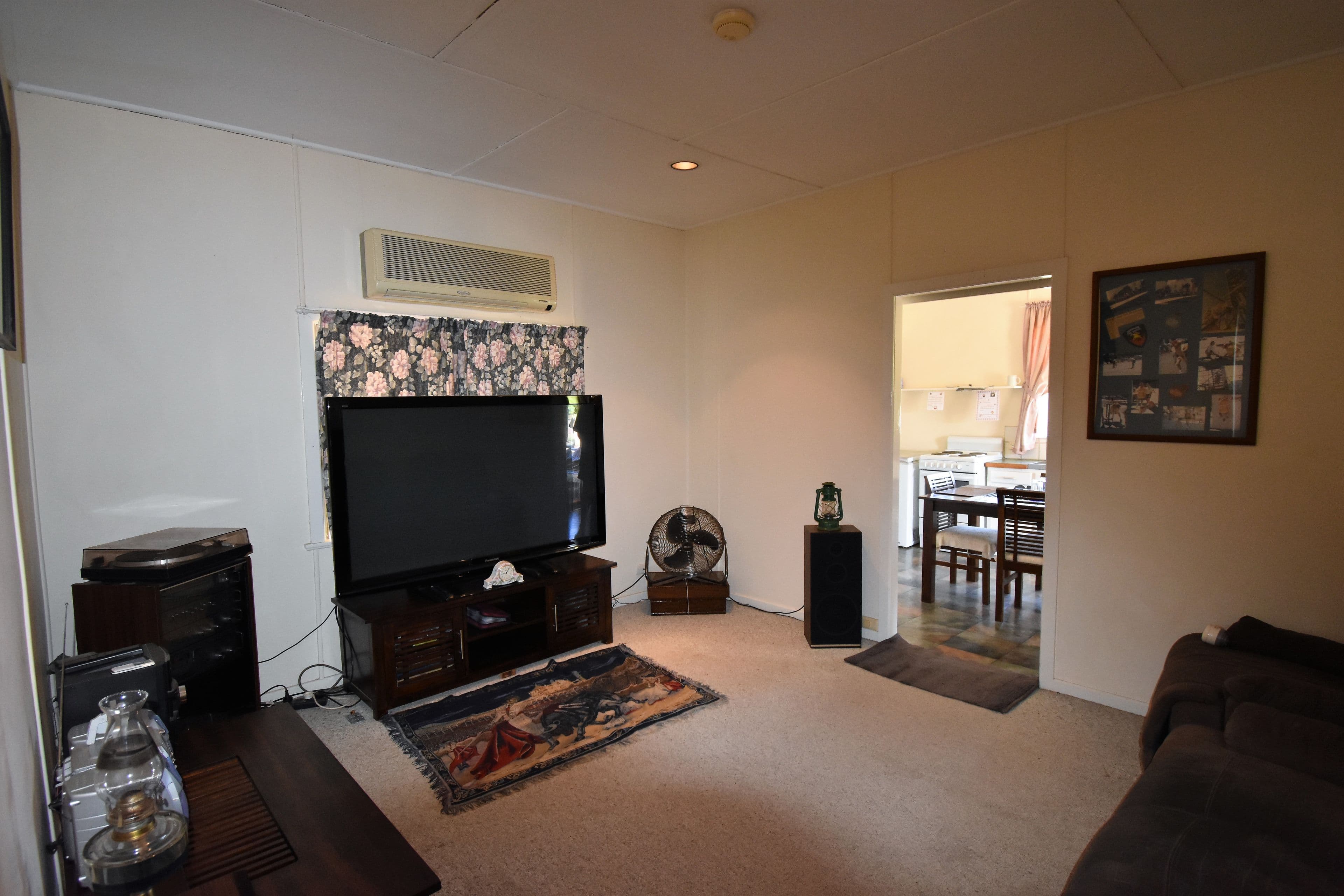 56 Pine Street, Barcaldine QLD 4725, Barcaldine - Thumbnail 6