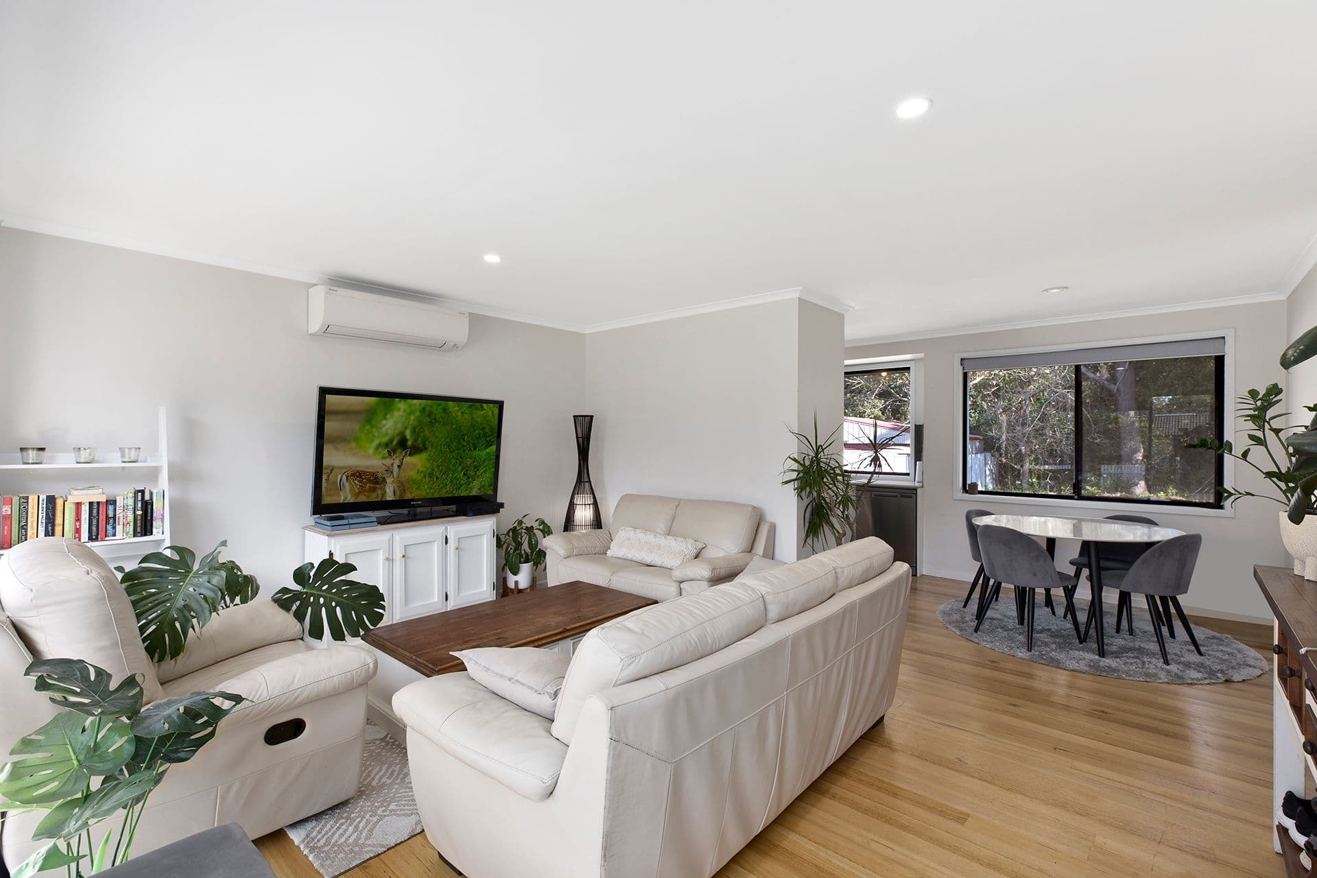 76 Kingsford Smith Drive, Berkeley Vale NSW 2261, Berkeley Vale - Thumbnail 3
