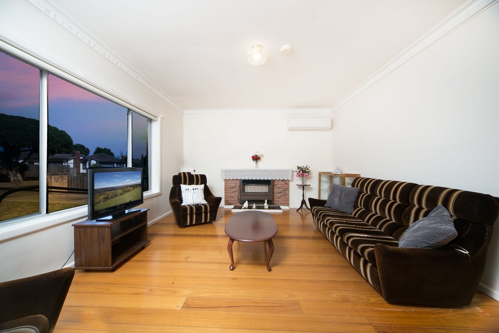 22 Haresta Avenue, Dandenong VIC 3175, Dandenong - Thumbnail 3