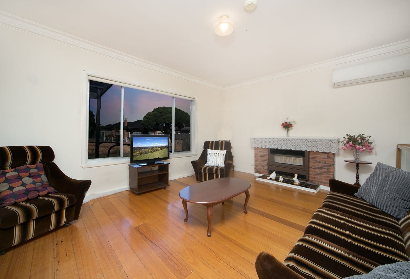 22 Haresta Avenue, Dandenong VIC 3175, Dandenong - Thumbnail 4