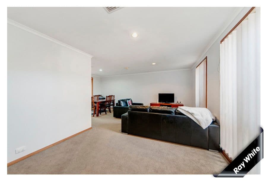 47 Slessor Crescent, MCKELLAR ACT 2617, McKellar - Image 1