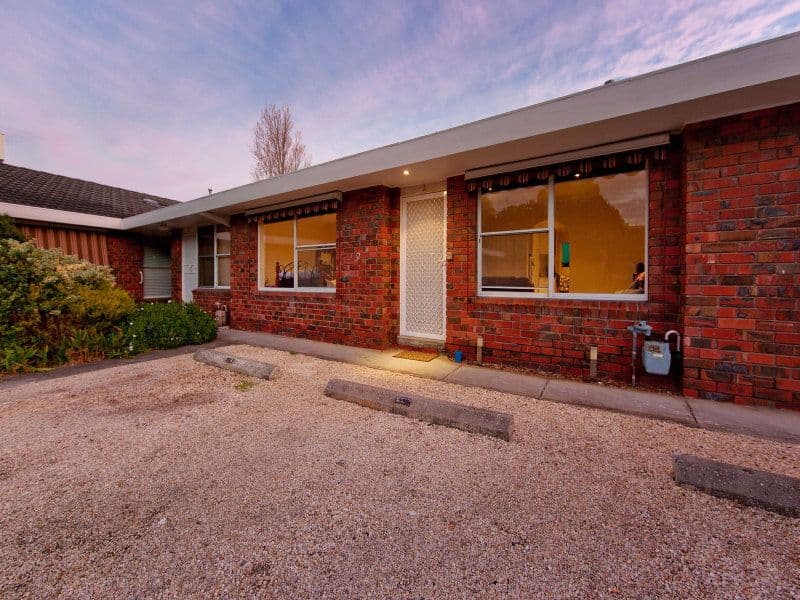3 Inglis Avenue, FRANKSTON VIC 3199, Frankston - Thumbnail 2