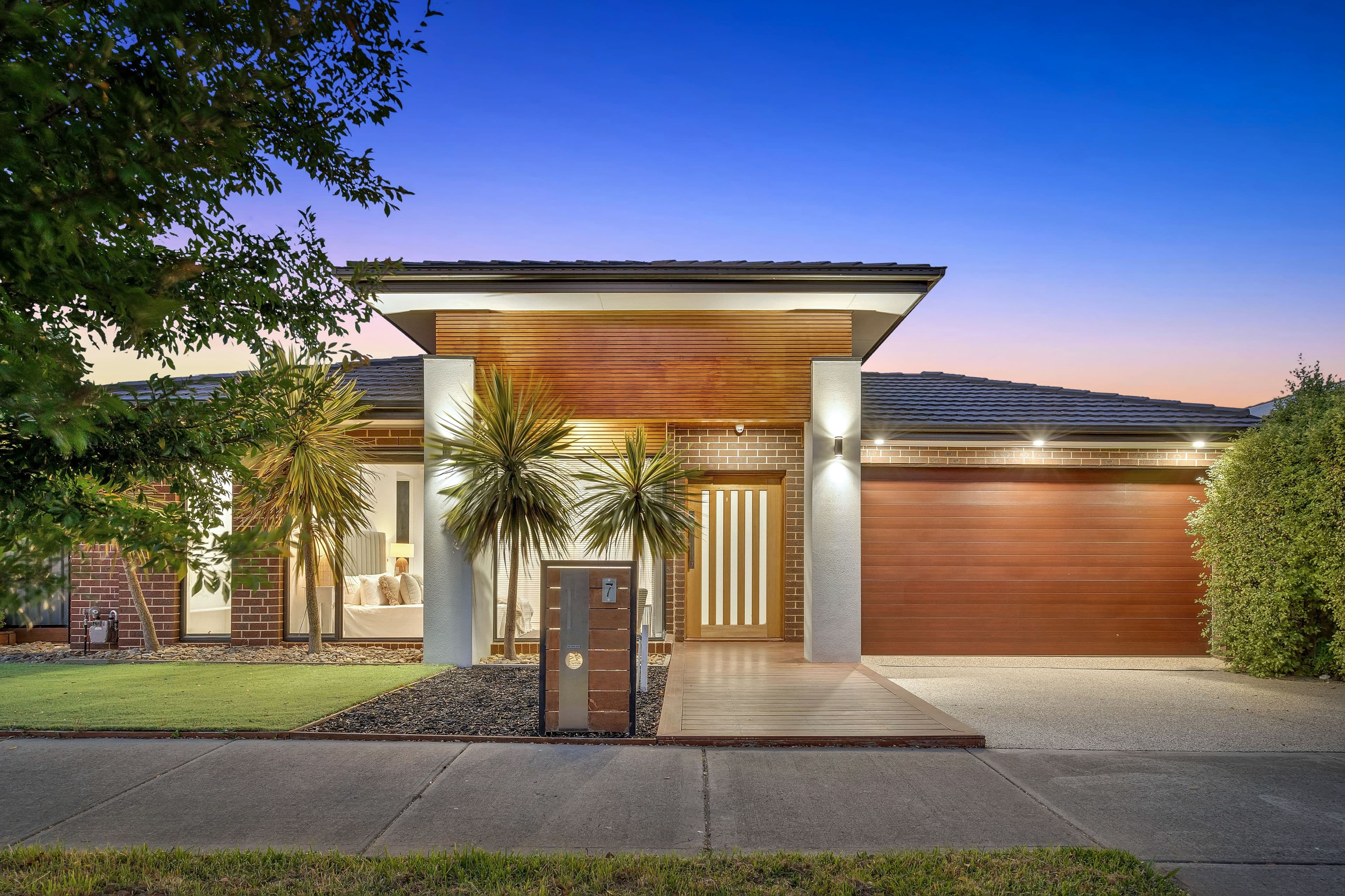 7 Montvale Drive, Craigieburn VIC 3064, Craigieburn - Image 1