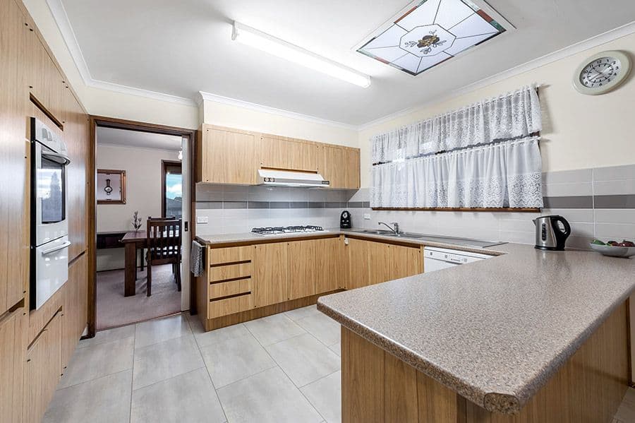 14 Kirkbride Way, Craigieburn VIC 3064, Craigieburn - Thumbnail 3
