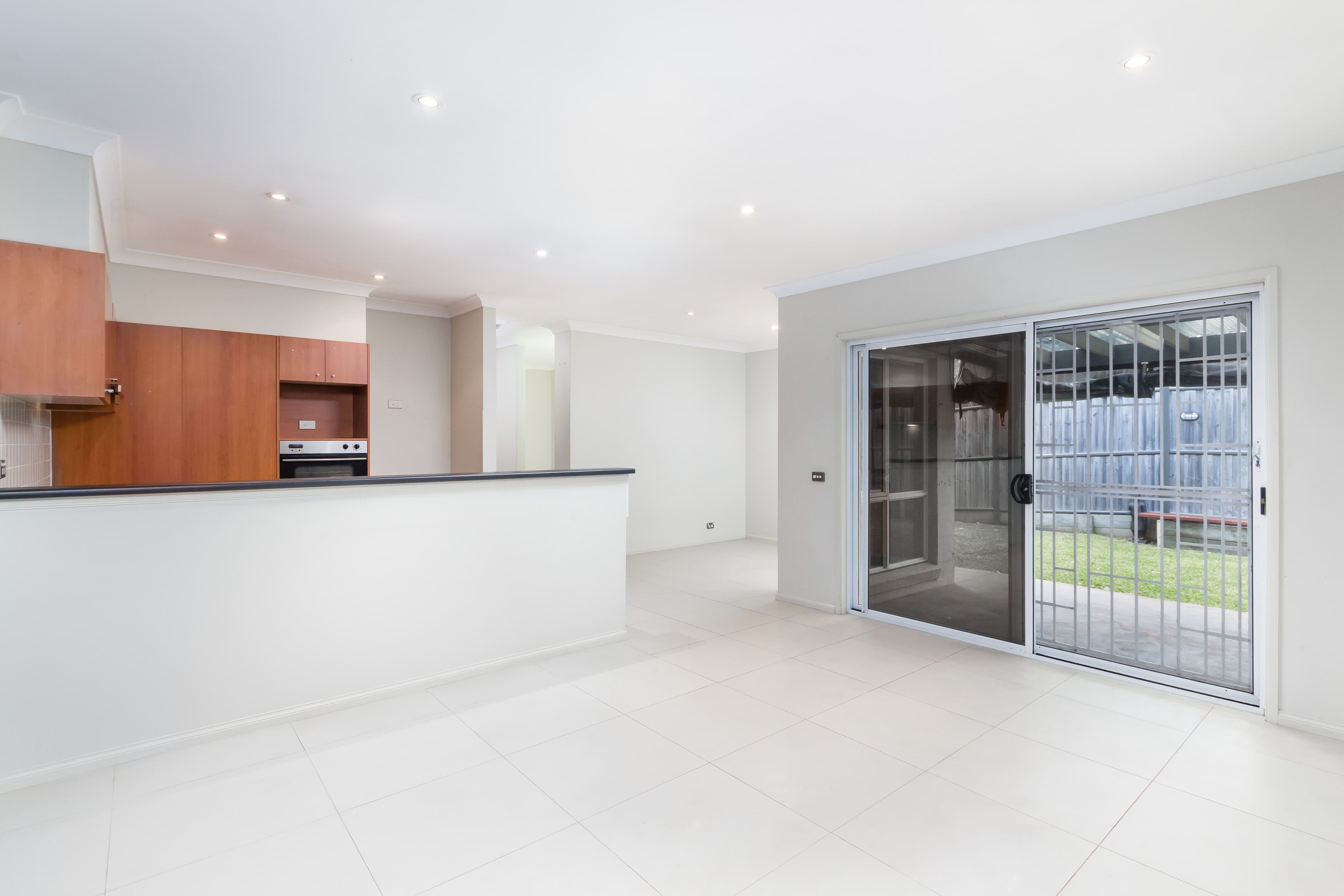 12 Kentwell Crescent, Stanhope Gardens - Thumbnail 6