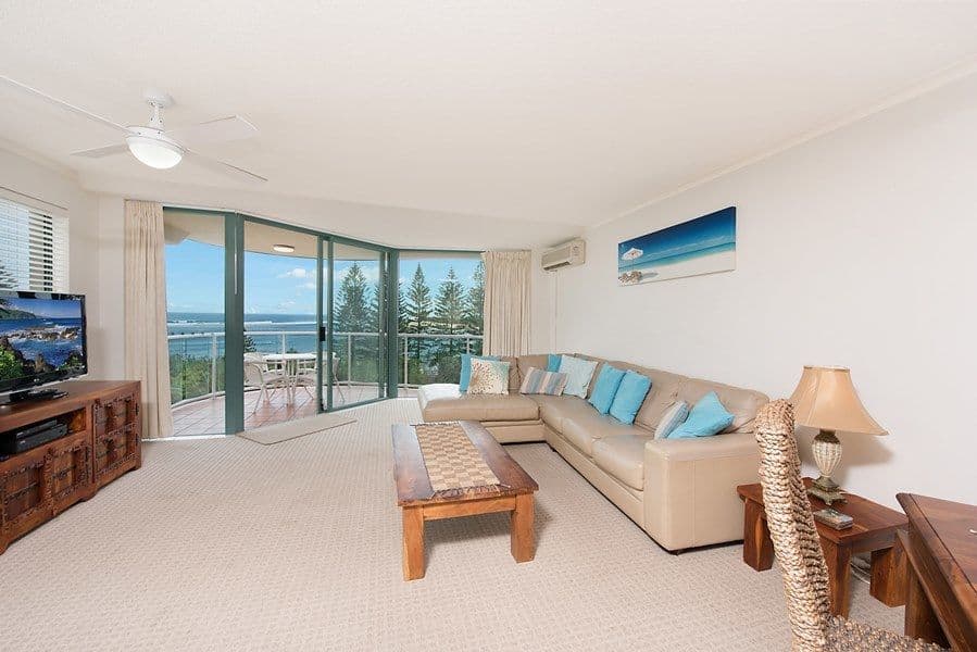 14 Bulcock Beach Esplanade, Caloundra QLD 4551, Caloundra - Thumbnail 2
