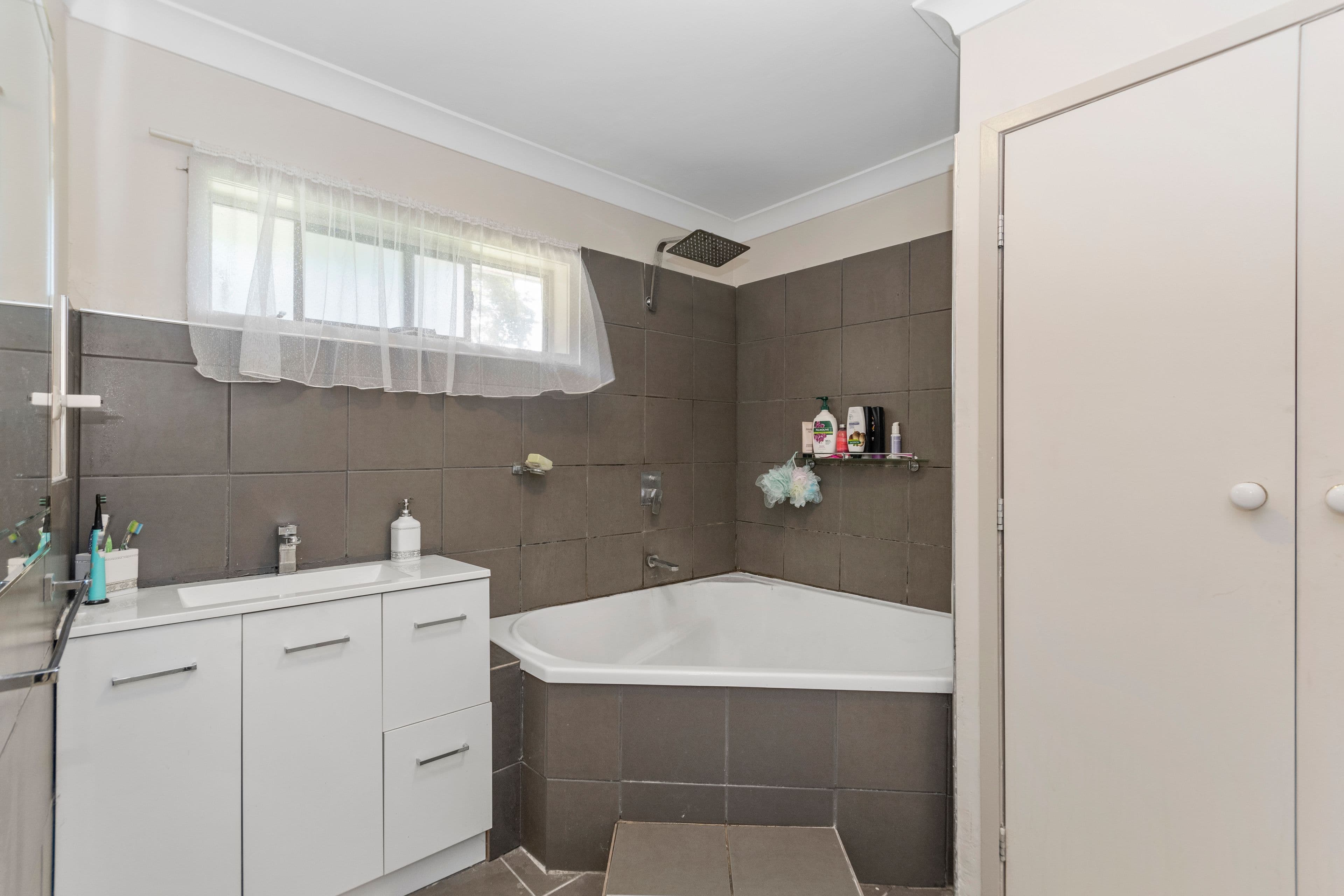 62 Alligator Creek Road, Alligator Creek QLD 4816, Alligator Creek - Thumbnail 8