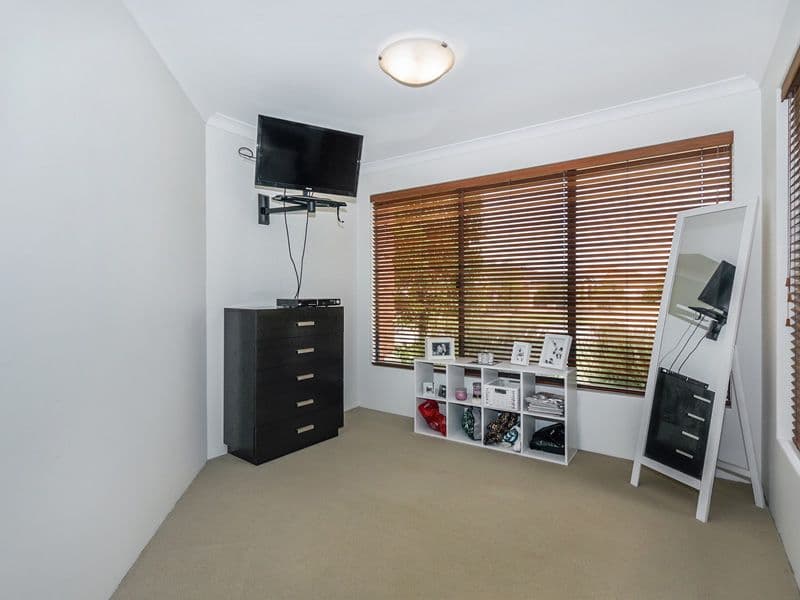 8 Nutbush Court, Thornlie WA 6108, Thornlie - Thumbnail 3