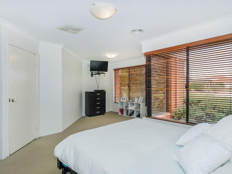8 Nutbush Court, Thornlie WA 6108, Thornlie - Thumbnail 4
