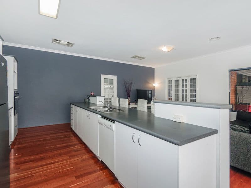 8 Nutbush Court, Thornlie WA 6108, Thornlie - Thumbnail 8