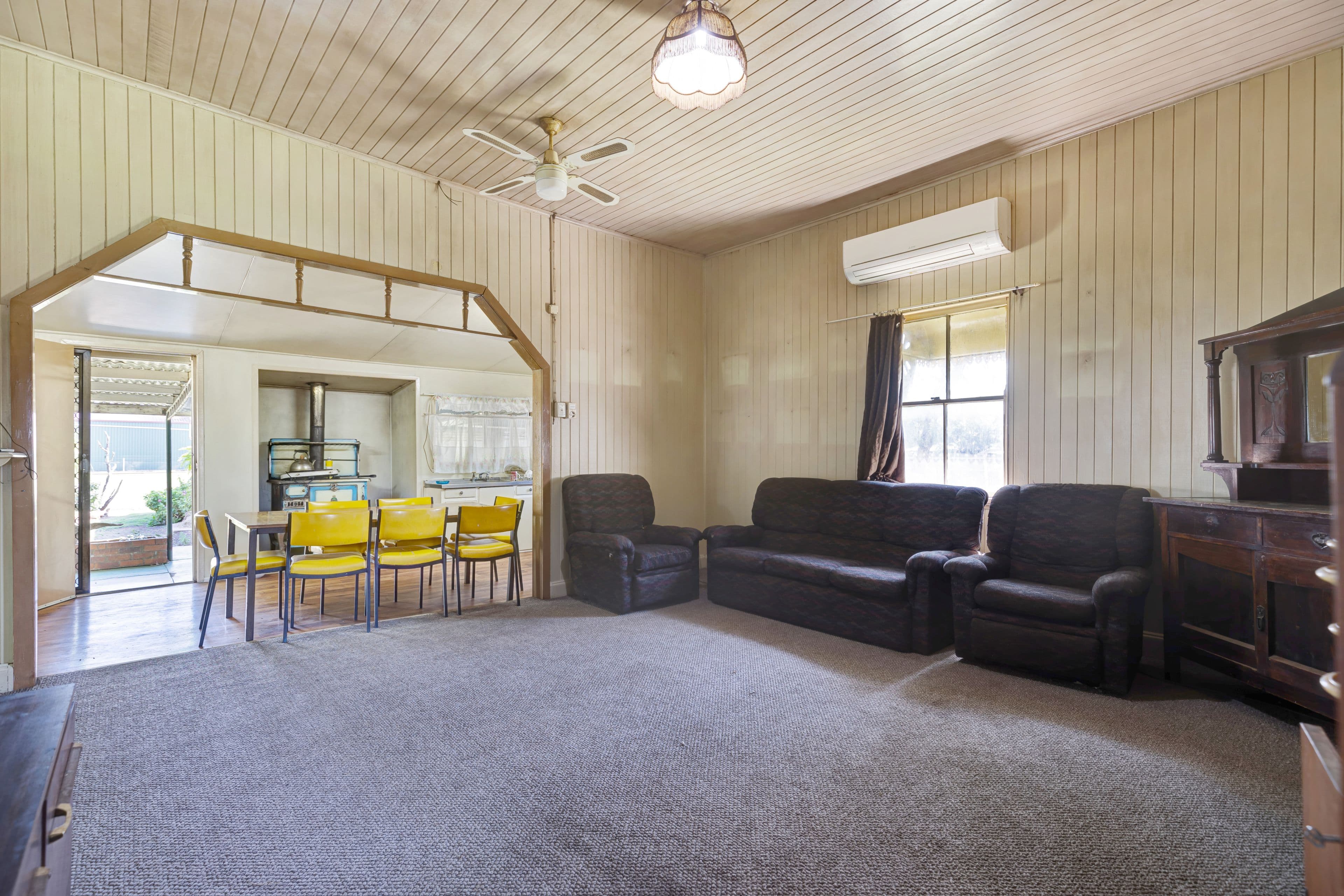 23-25 Cunliffe Street, Oakey QLD 4401, Oakey - Thumbnail 2