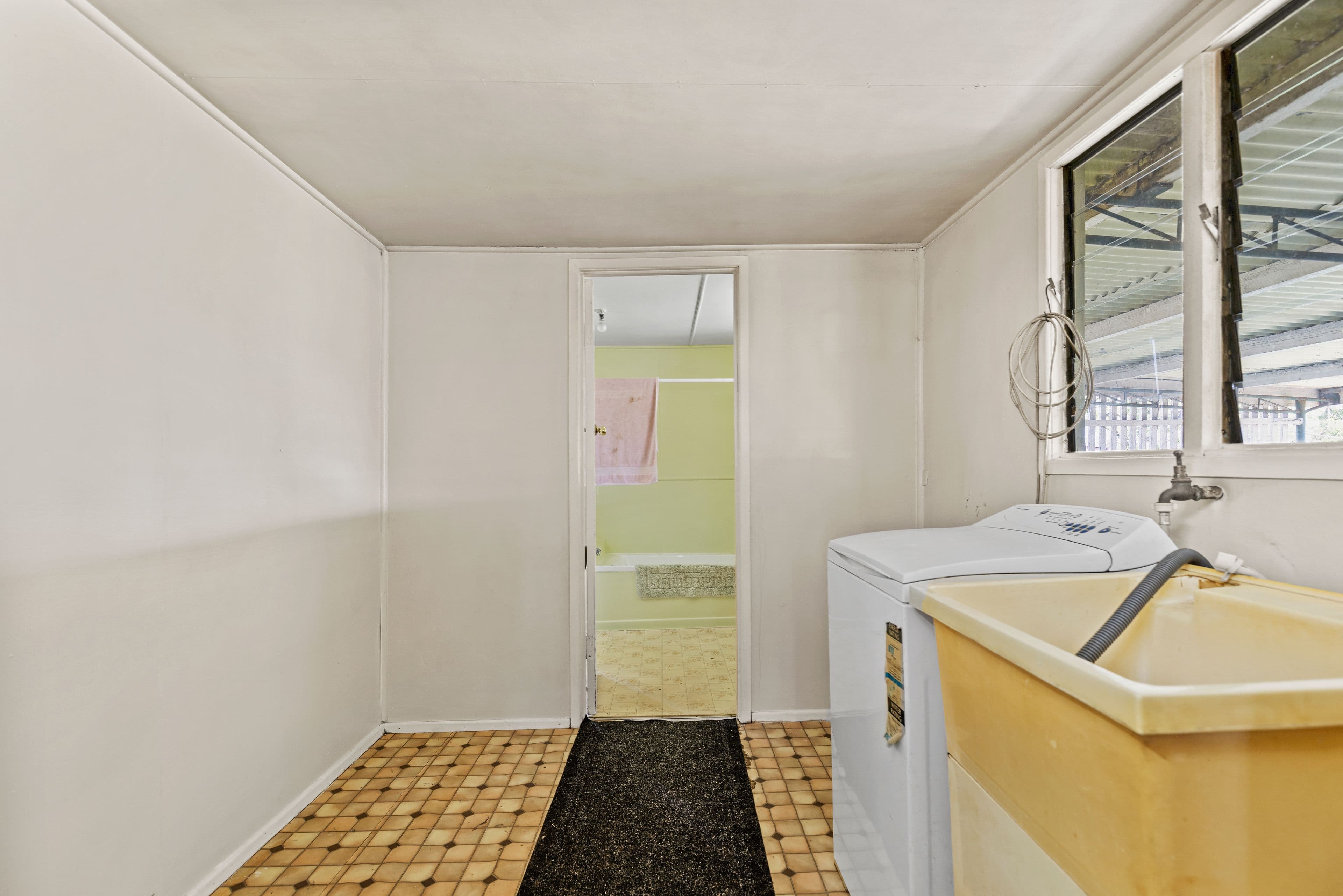 23-25 Cunliffe Street, Oakey QLD 4401, Oakey - Thumbnail 4