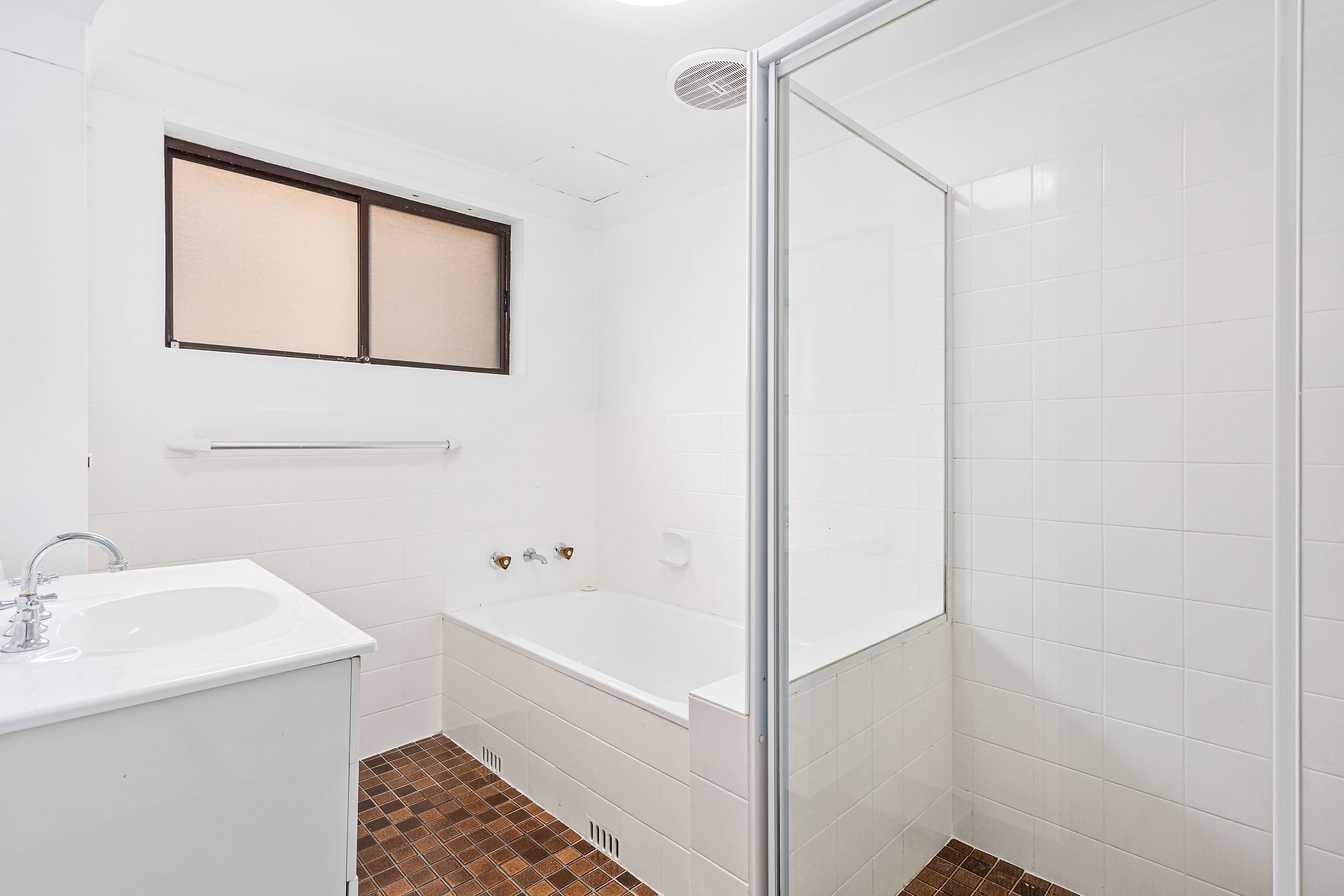 17 Edward Street, Wollongong NSW 2500, Wollongong - Thumbnail 5