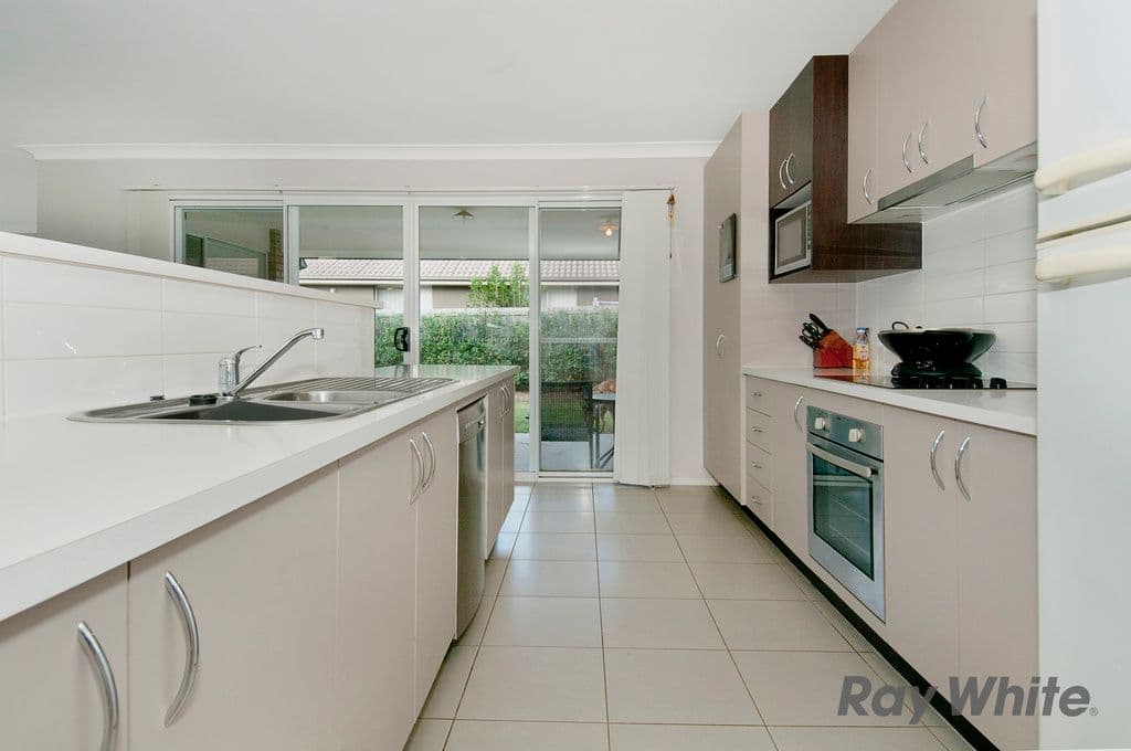 13 Goldsborough Parade, Waterford QLD 4133, Waterford - Thumbnail 2