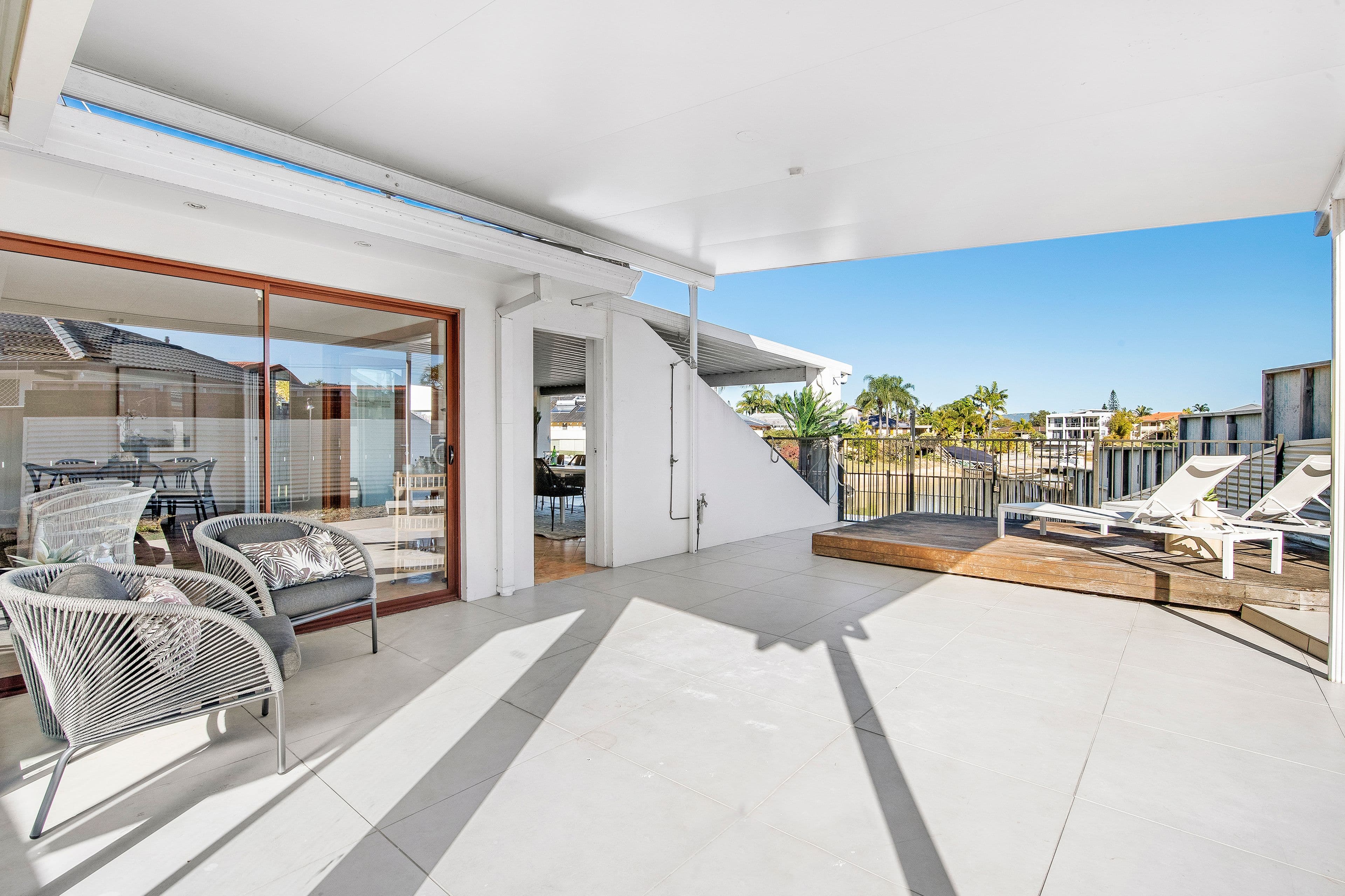 45 Sunshine Boulevard, Broadbeach Waters QLD 4218, Broadbeach Waters - Thumbnail 8