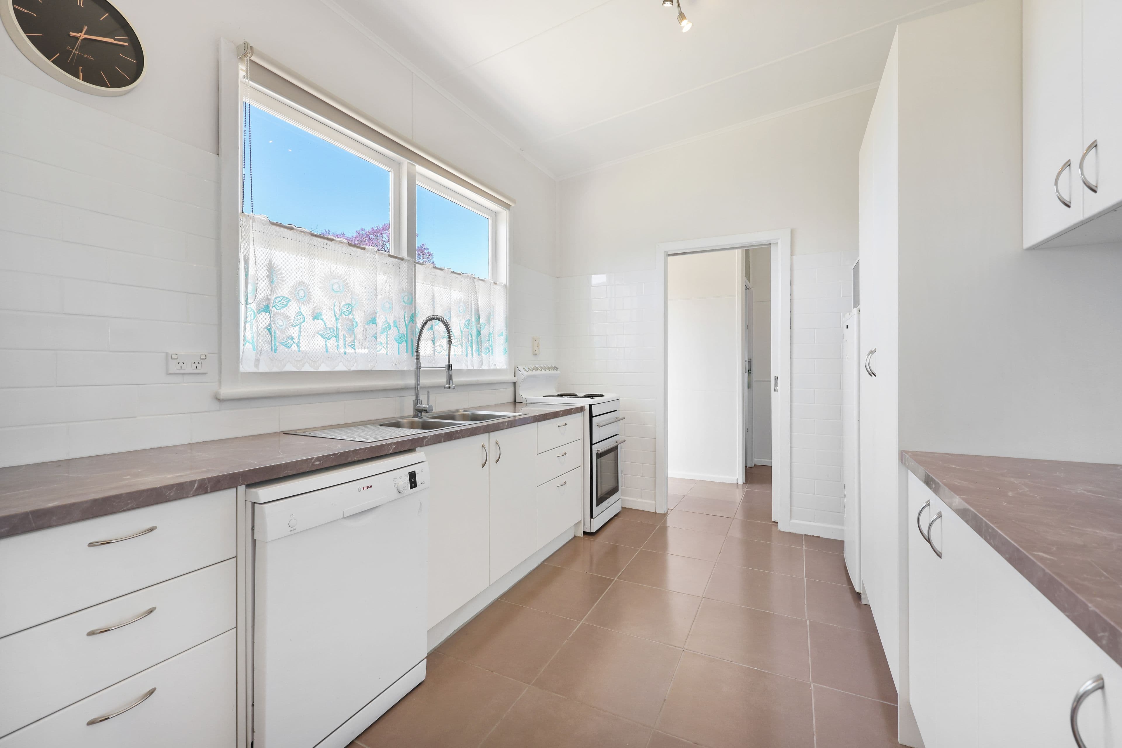 7 Elm Street, Tamworth NSW 2340, South Tamworth - Image 1