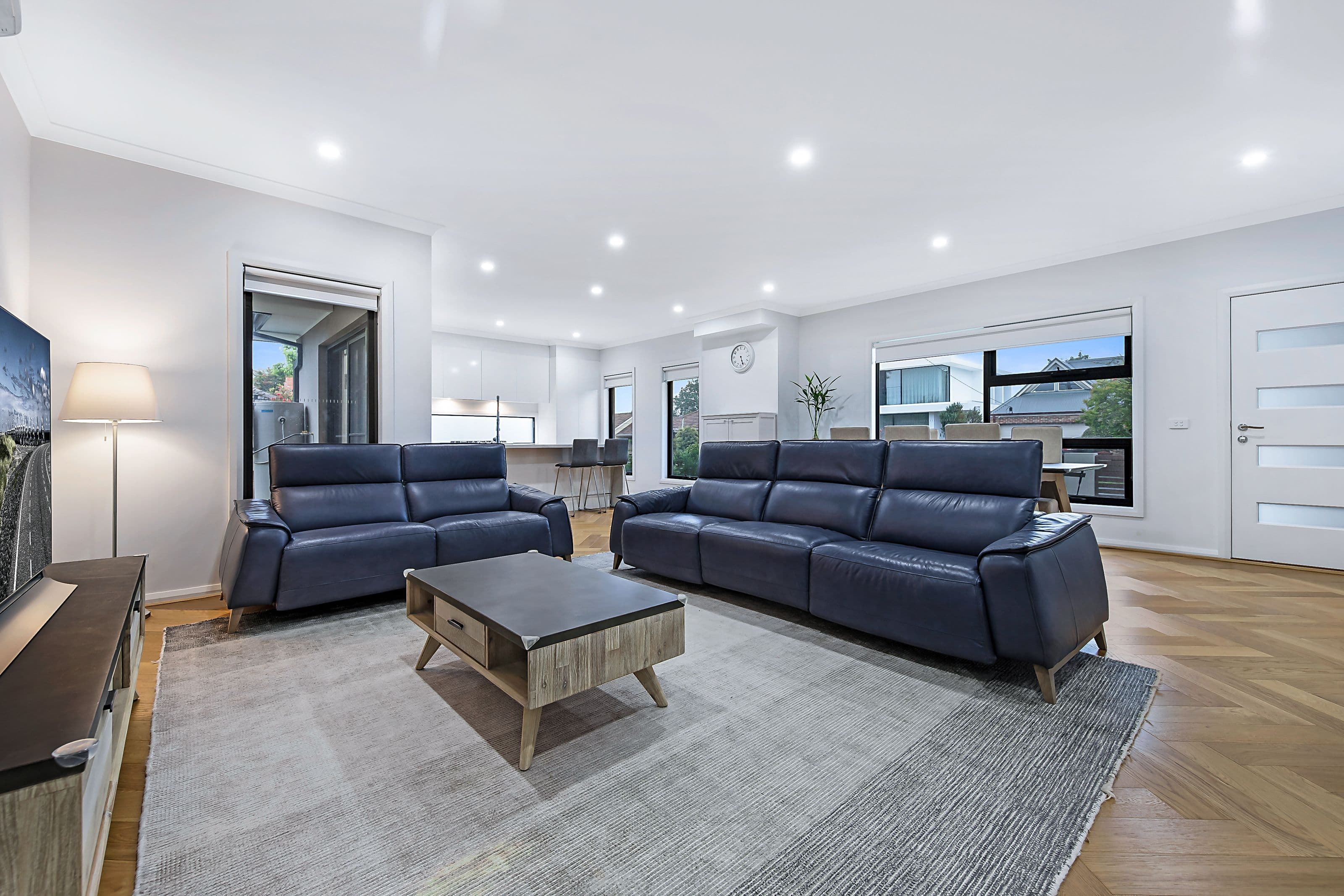 31 Kemp Avenue, Mount Waverley VIC 3149, Mount Waverley - Thumbnail 3