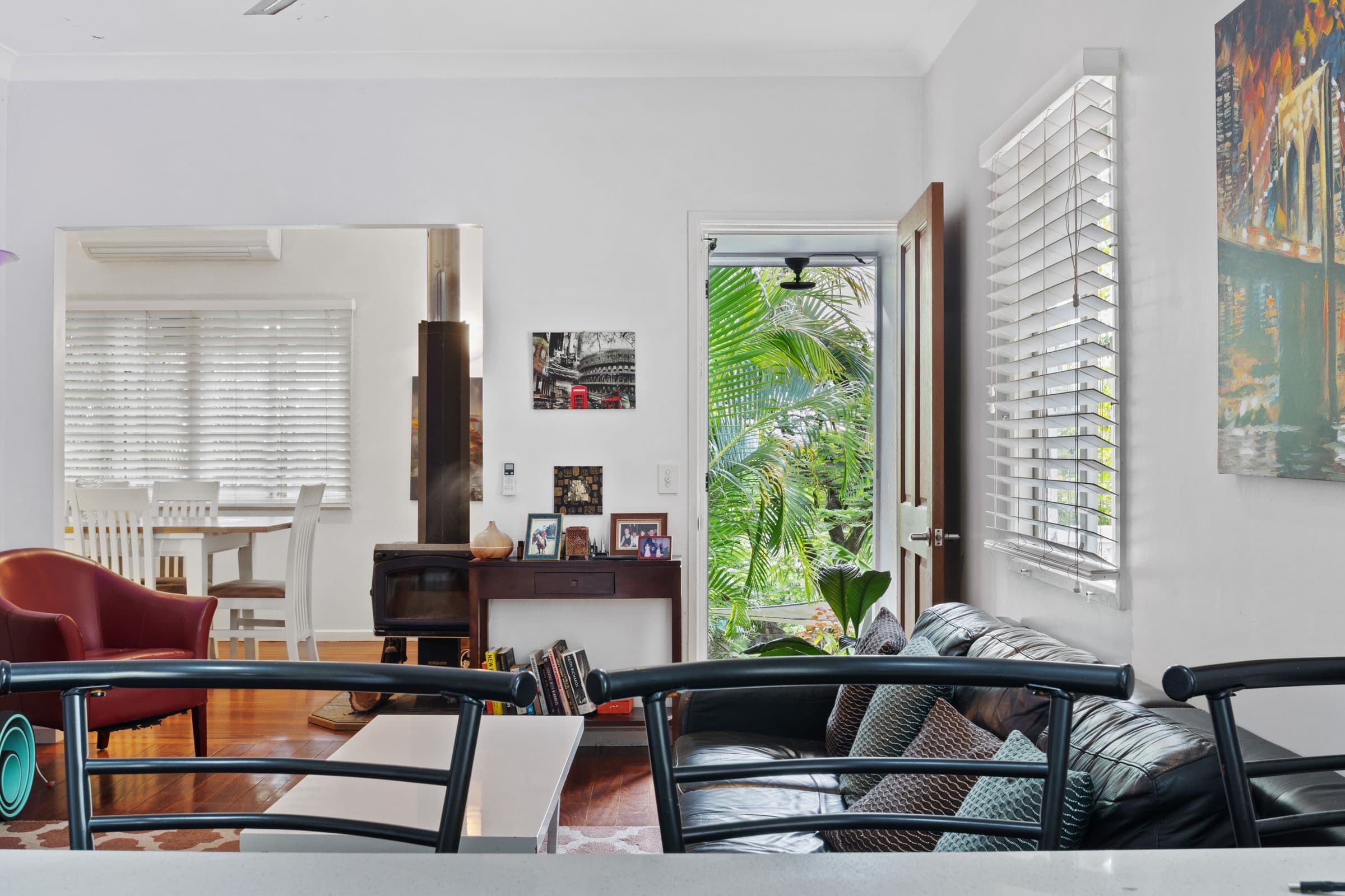 4 Lind Avenue, Southport QLD 4215, Southport - Thumbnail 6