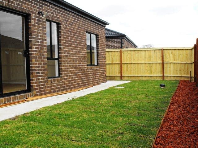 27 Nighthawk Boulevard, SOUTH MORANG VIC 3752, South Morang - Thumbnail 3