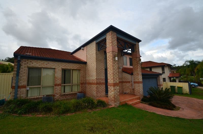 25 Tee Trees Boulevard, ARUNDEL QLD 4214, Arundel - Thumbnail 2