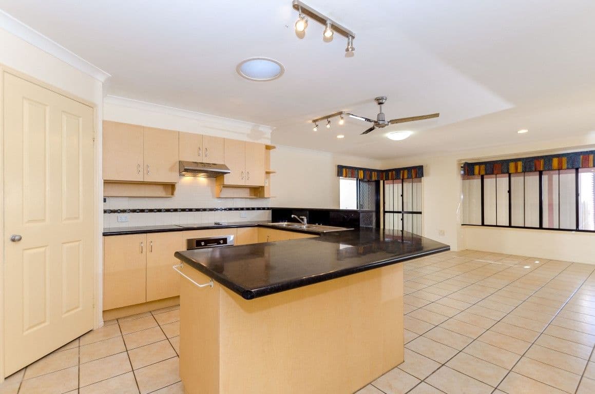 82 Hampton Drive, Tannum Sands QLD 4680, Tannum Sands - Thumbnail 5