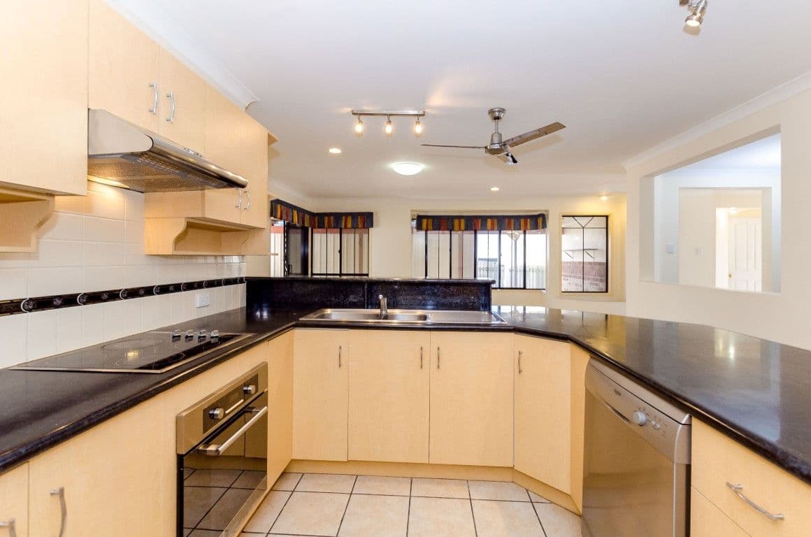 82 Hampton Drive, Tannum Sands QLD 4680, Tannum Sands - Thumbnail 6