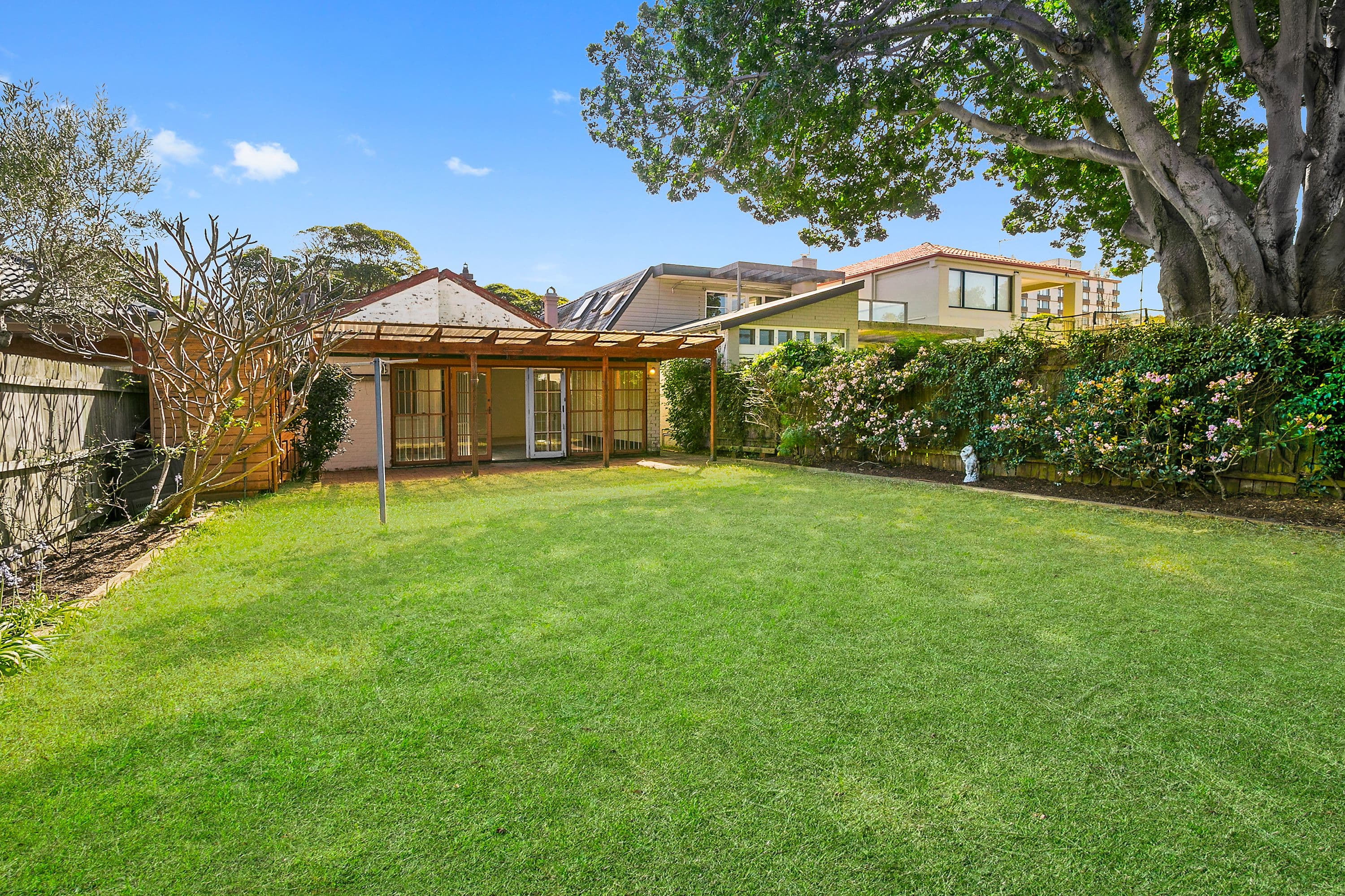 74 Ocean Street, Bondi - Thumbnail 2
