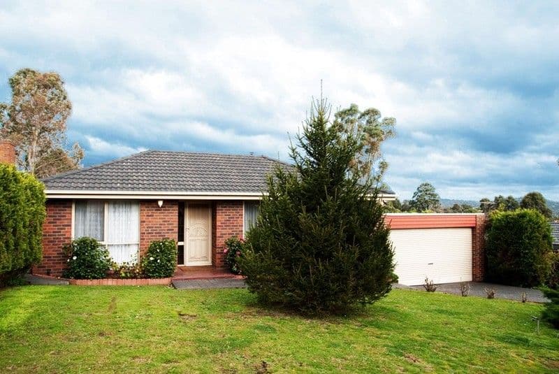18 SAVANNA Drive, MOOROOLBARK VIC 3138, Mooroolbark - Thumbnail 4