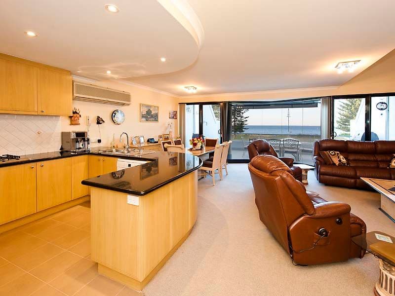 47 The Esplanade, ROCKINGHAM WA 6168, Rockingham - Thumbnail 3