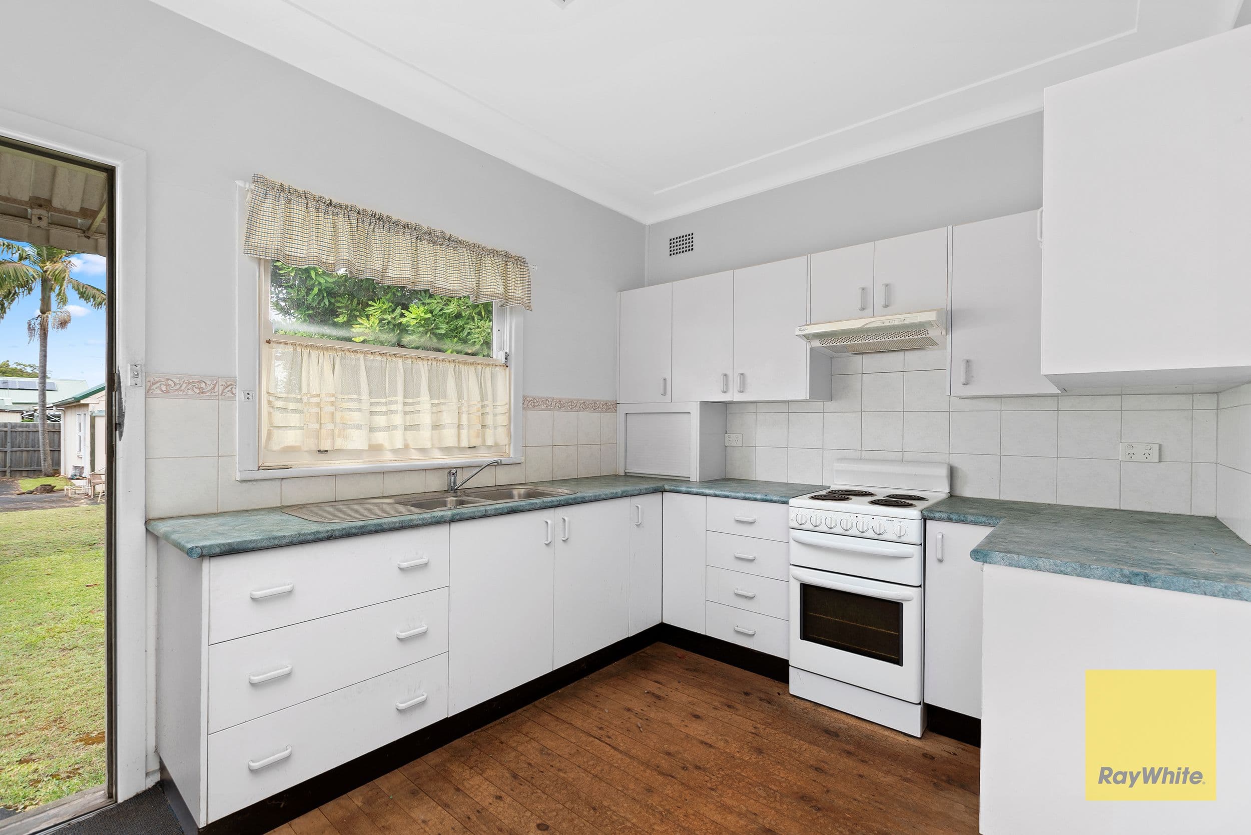 28 Albion Street, Umina Beach NSW 2257, Umina Beach - Thumbnail 6